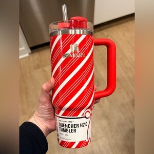 Stanley 30 oz Tumbler Candy Cane Twist with Straw & Handle